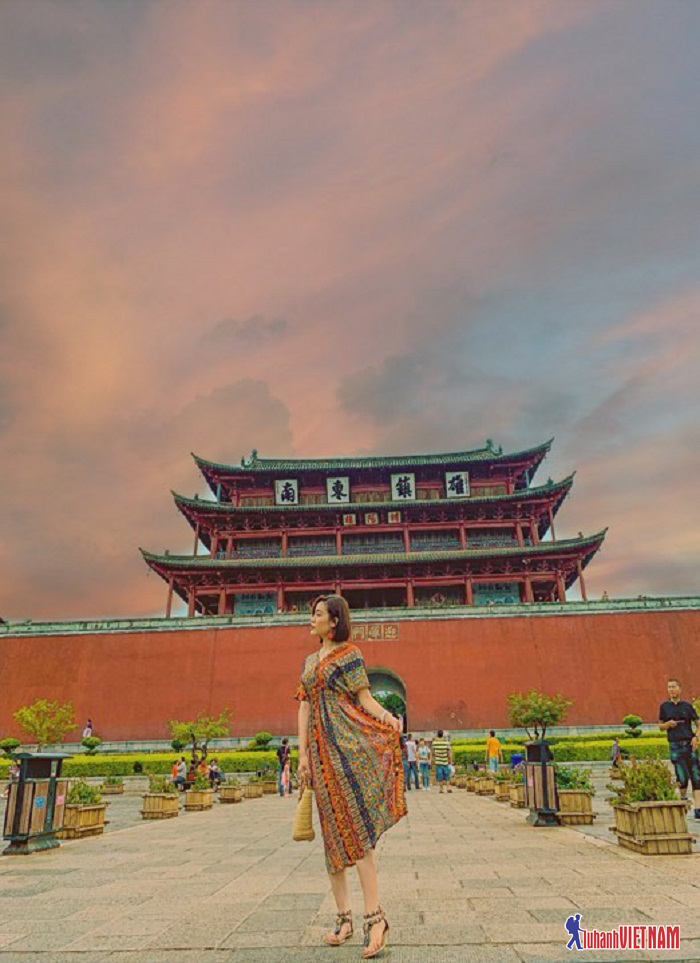 Tour Hà Khẩu – Bình Biên – Mông Tự 2N2Đ – TRHK004