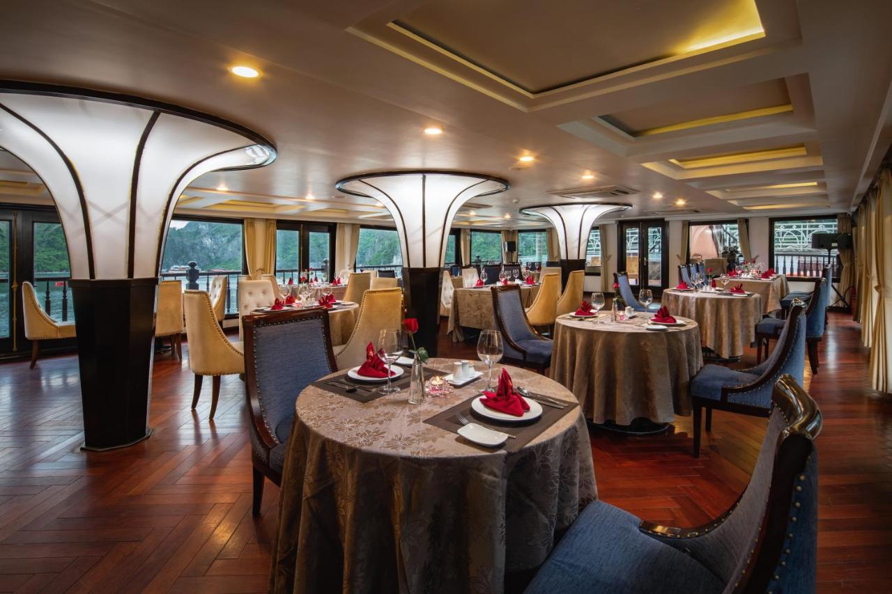 Du thuyền Alisa Premier vịnh Hạ Long