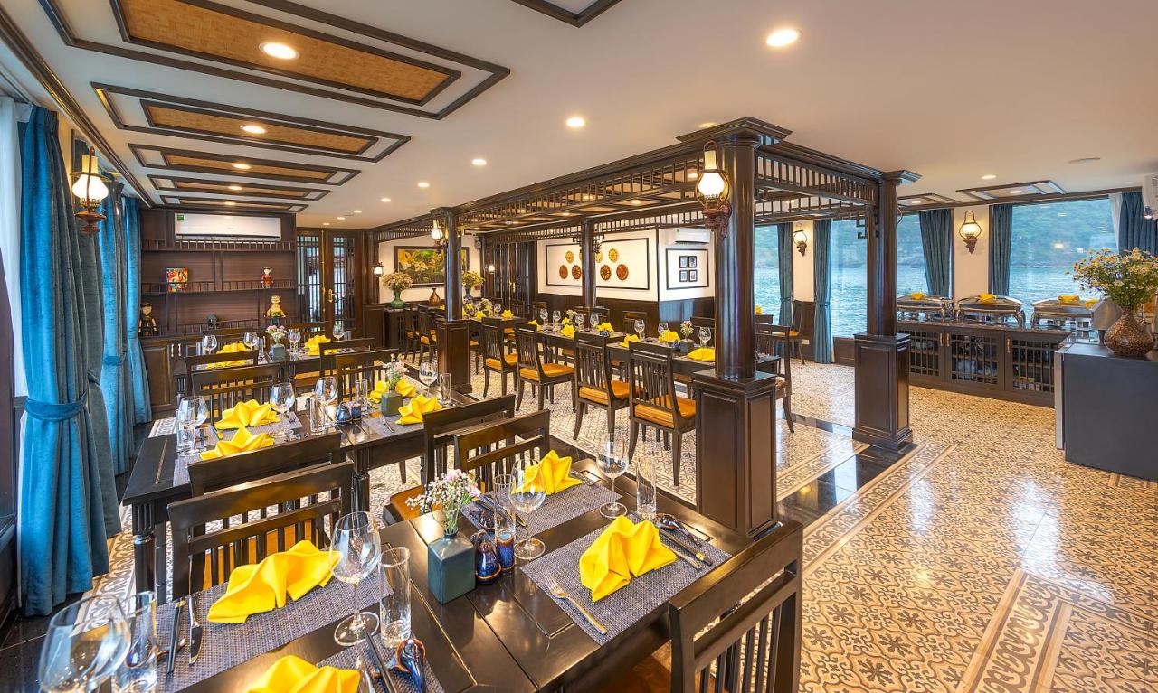 Du thuyền Sena Lan Hạ