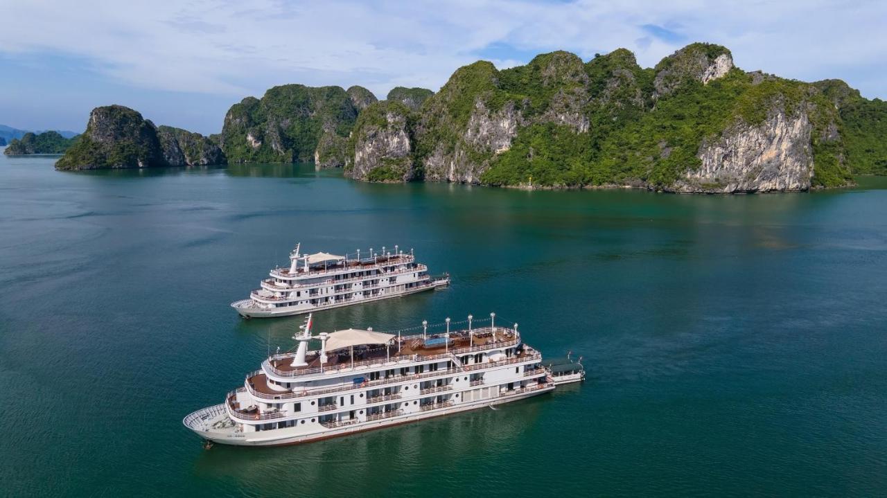 Du thuyền Paradise Elegance vịnh Hạ Long
