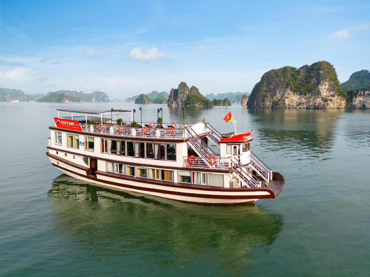 Du thuyền Cozy Bay Hạ Long