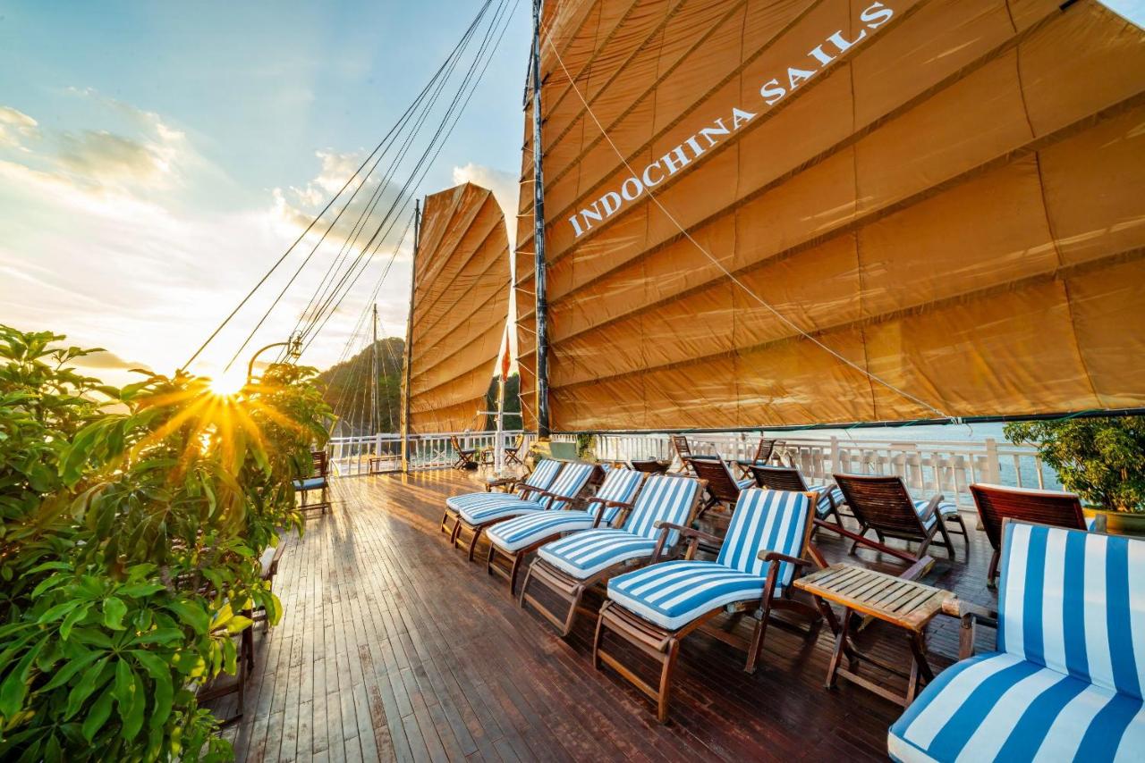 Du thuyền Indochina Sails vịnh Hạ Long- Lan Hạ