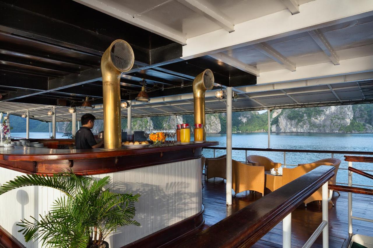 Du thuyền Emeraude Classic Hạ Long
