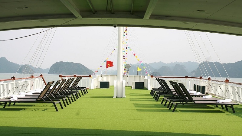 Du thuyền Calypso Lan Hạ