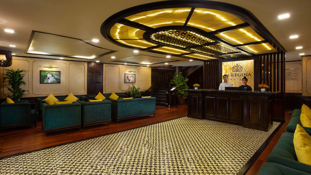Du thuyền La Regina Legend Lan Hạ 3N2Đ