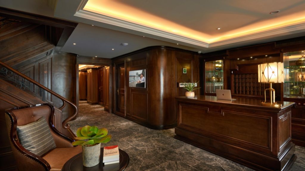Du thuyền Paradise Grand vịnh Hạ Long