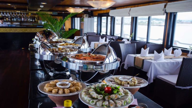Du thuyền Syrena Hạ Long