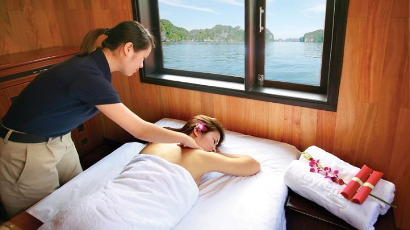 Du thuyền Syrena Hạ Long