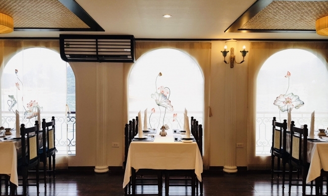 Du thuyền Indochine Lan Hạ 3N2Đ