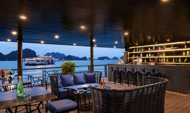 Du thuyền La Casta Regal vịnh Hạ Long