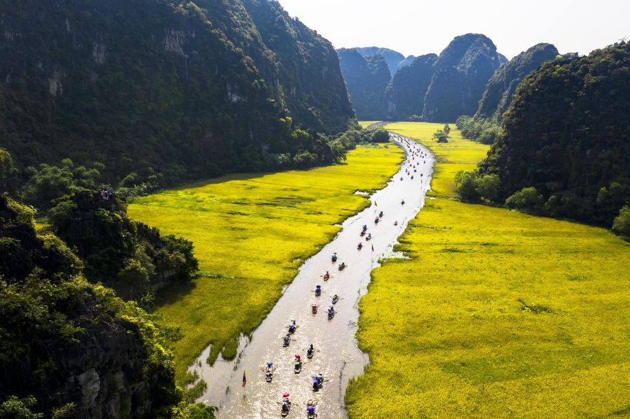 [Trong ngày]Tour HN – Cố đô Hoa Lư – Hang Múa – Tam Cốc – HN (TRNB013)